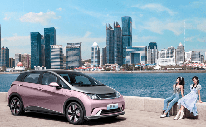 �ȁ��Ϻ������N��20�f������Ů܇��������